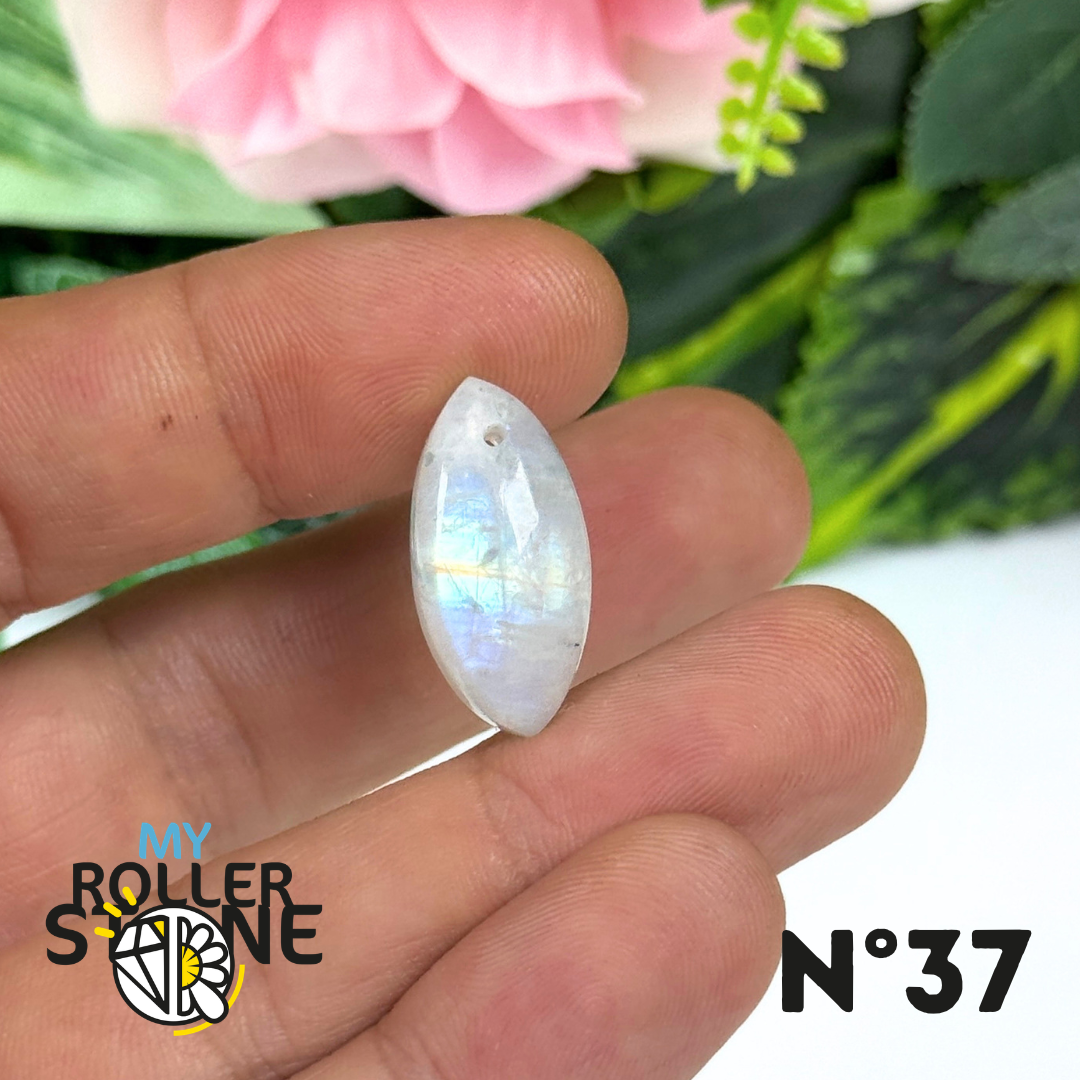 Petits Pendentifs Pierre de lune Forme Libre 5A