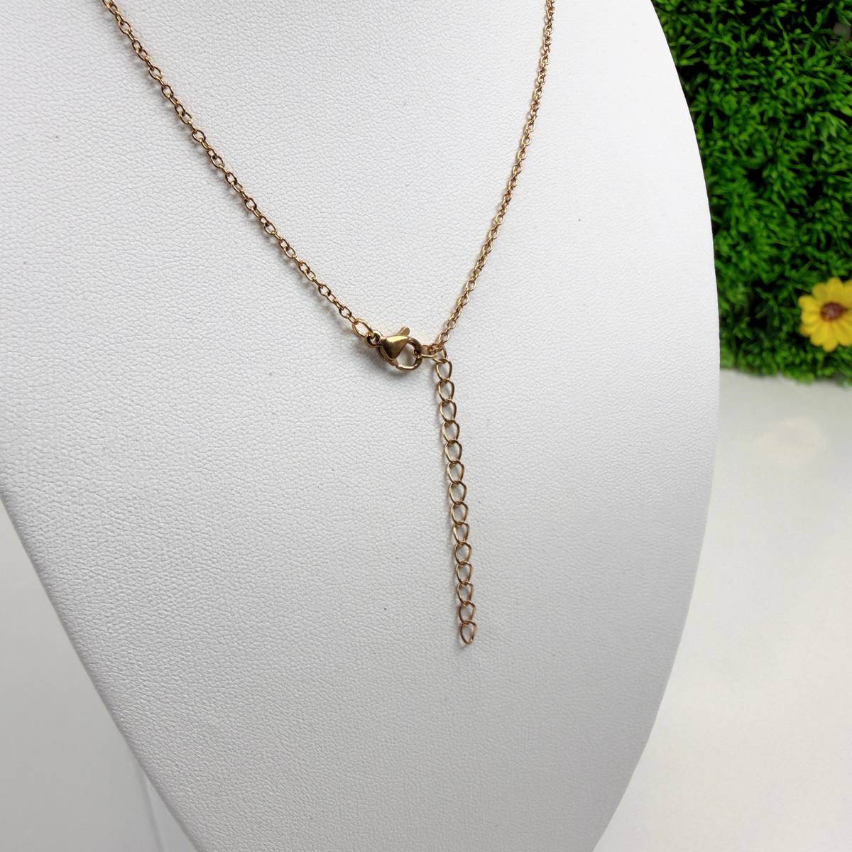 Collier Multi-Pierres Naturelles Facettées – Améthyste, Rubis, Pierre de Soleil & Jaspe ... – Acier Inoxydable Doré