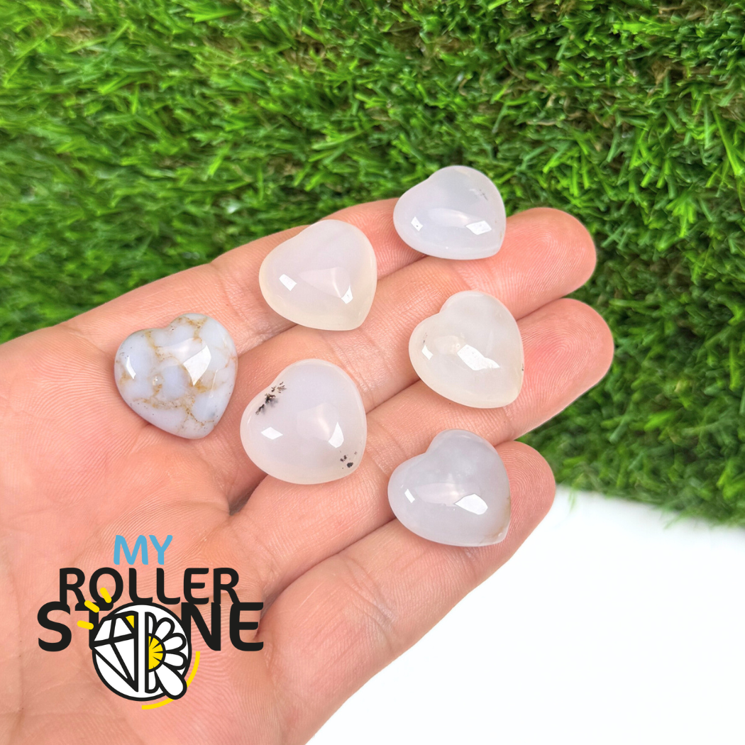 Coeur en Agate Blanche