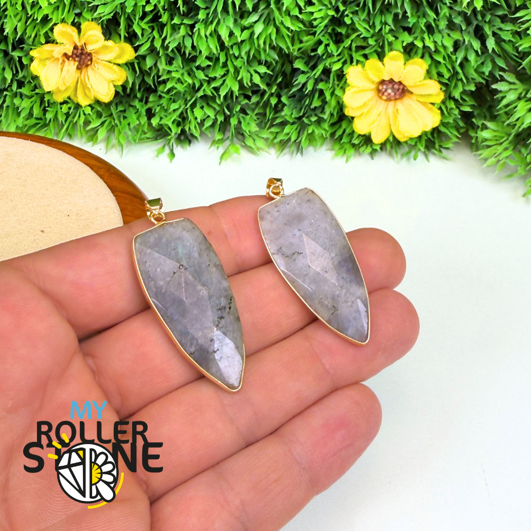 Pendentif pointe de flèche labradorite