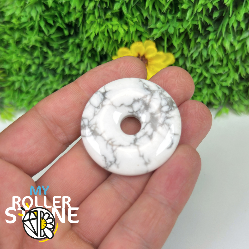 Donuts Howlite