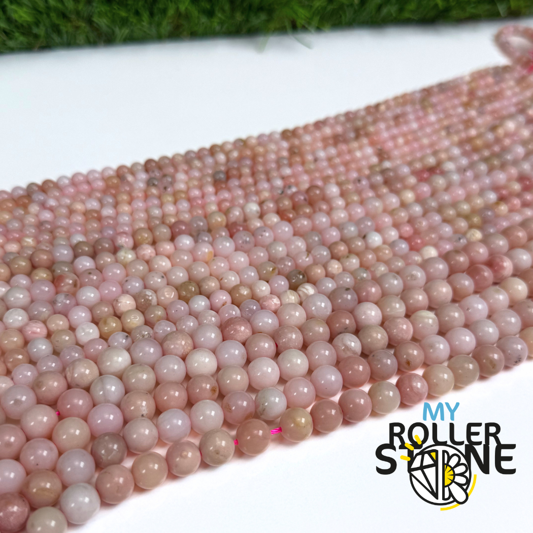 Deuxième vue des perles en opale rose du Pérou