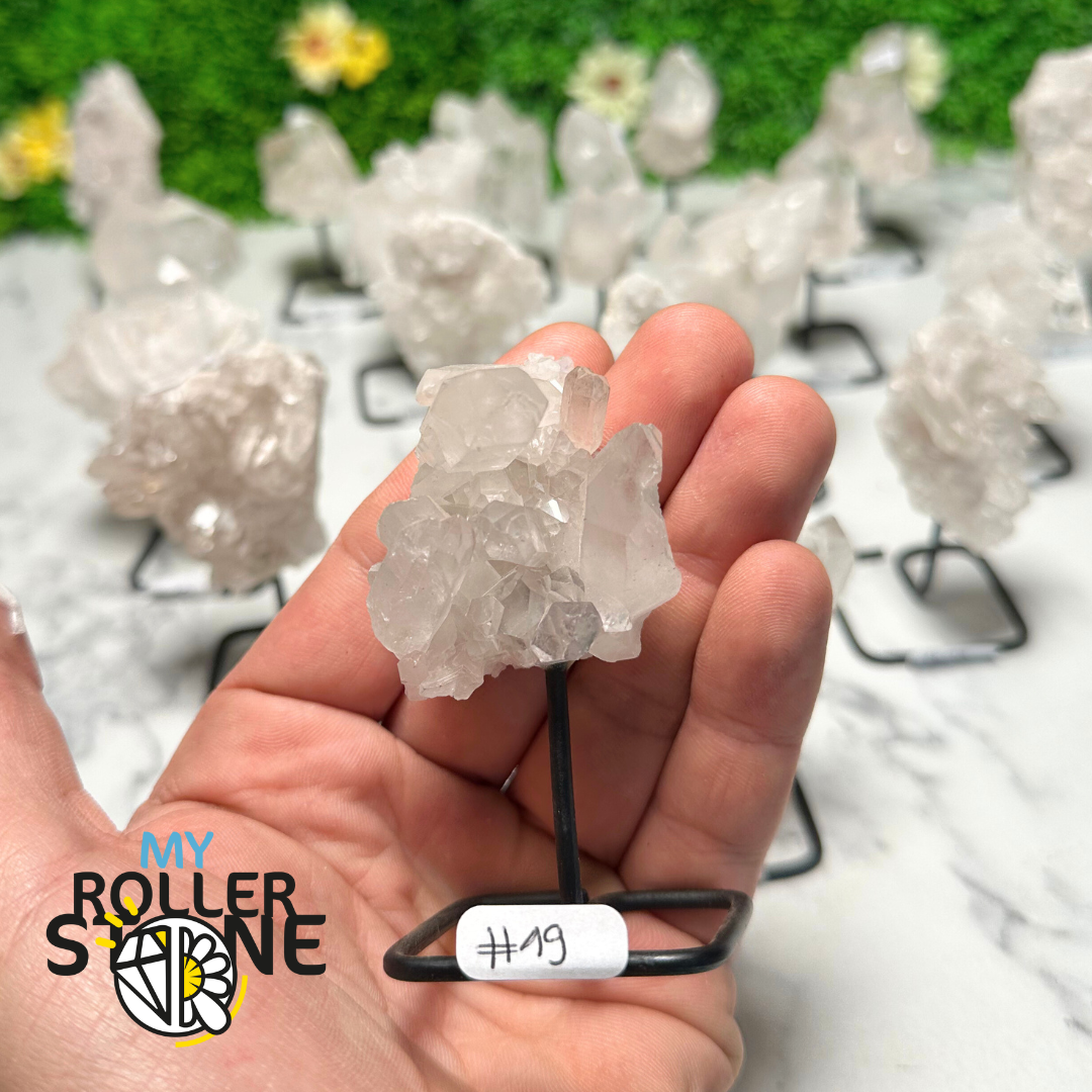 Cristal de roche sur socle