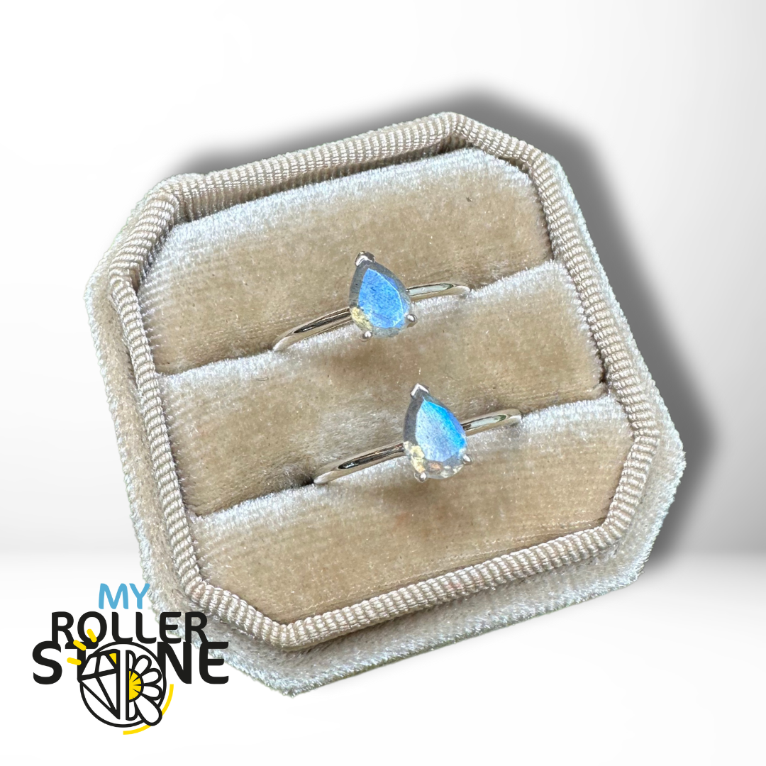 Bague Solitaire Labradorite Poire (4 tailles)