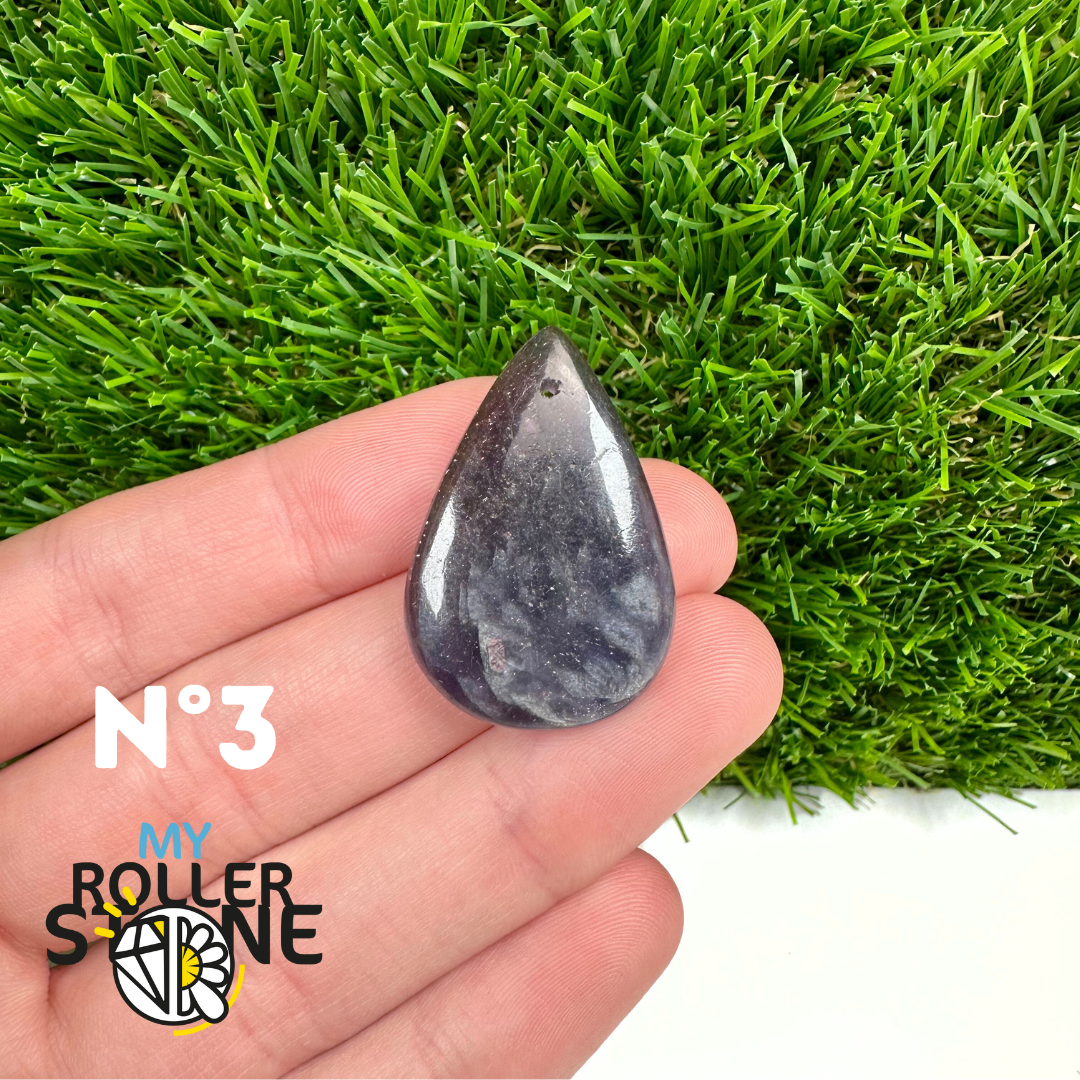 Pendentif Percé Iolite et Pierre de Soleil 5A