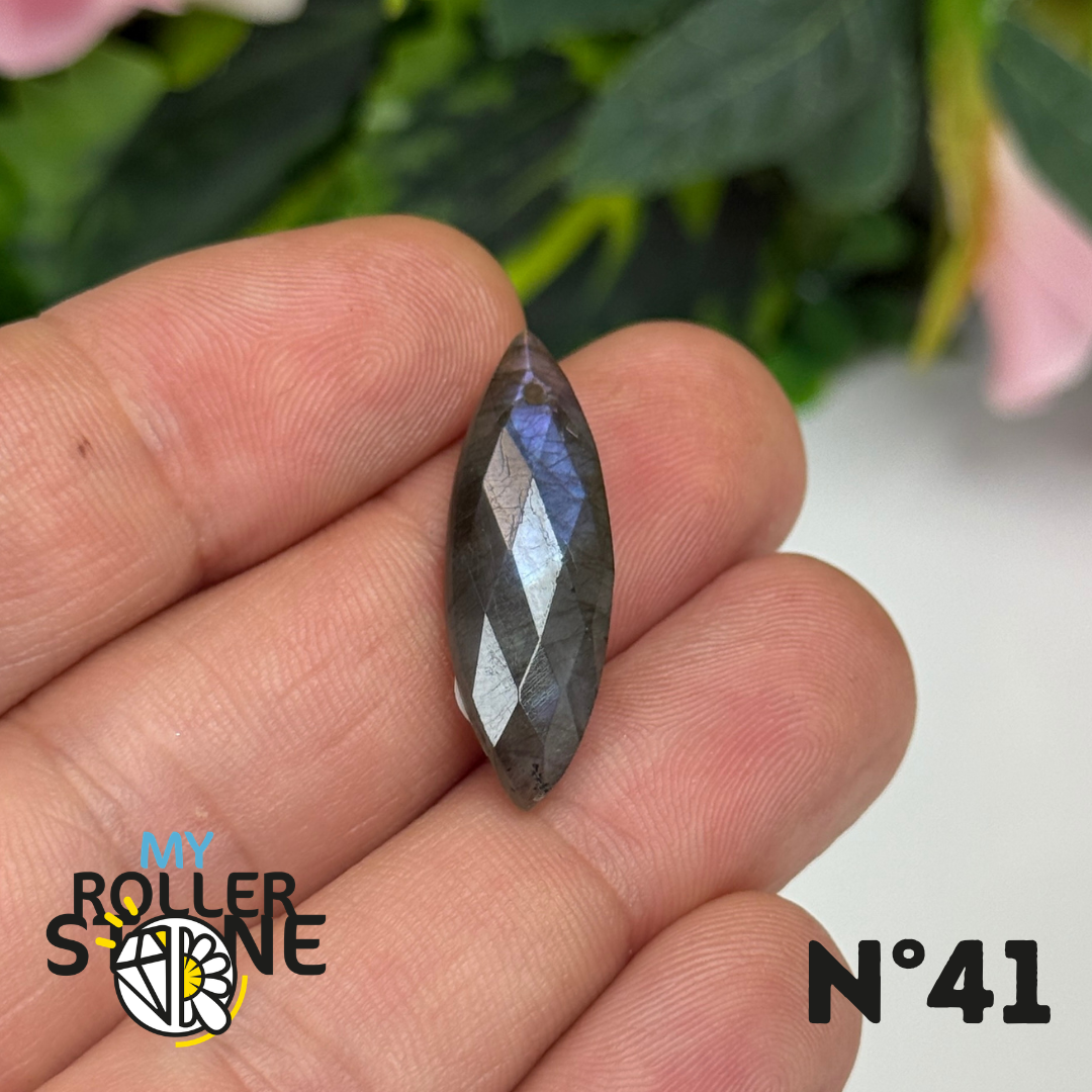 Pendentif Percé Spectrolite Violette Facettée