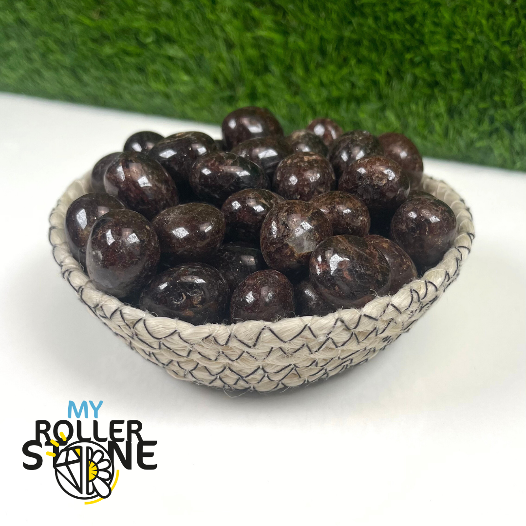 Pierres roulées en Grenat (Taille Moyenne)