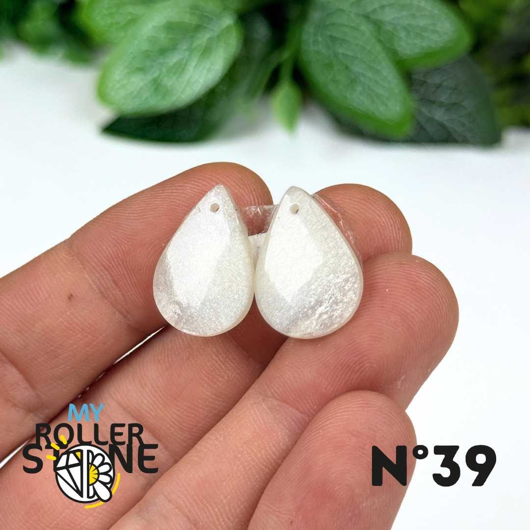 Paire de Cabochon percé en Pierre de lune D'Inde pour Boucles d'oreilles