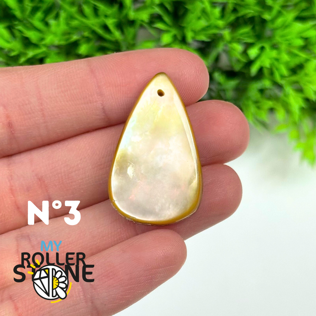 Pendentif Percé Nacre 5A