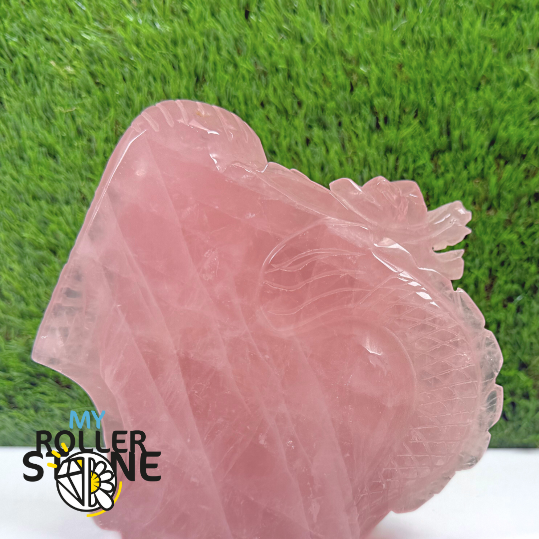 Sculpture en Quartz rose Tete de Pharaon et Dragon