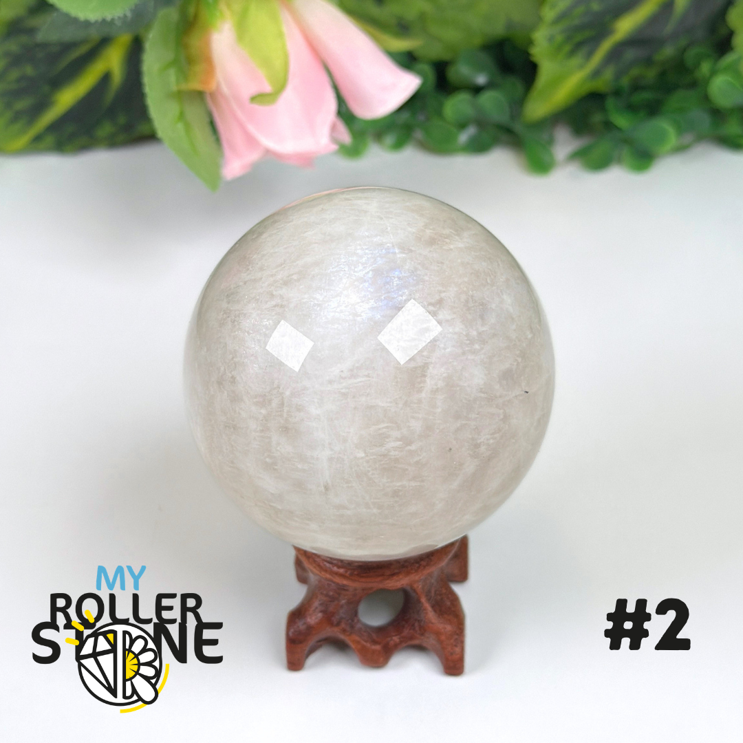 Sphère en Pierre de Lune blanche