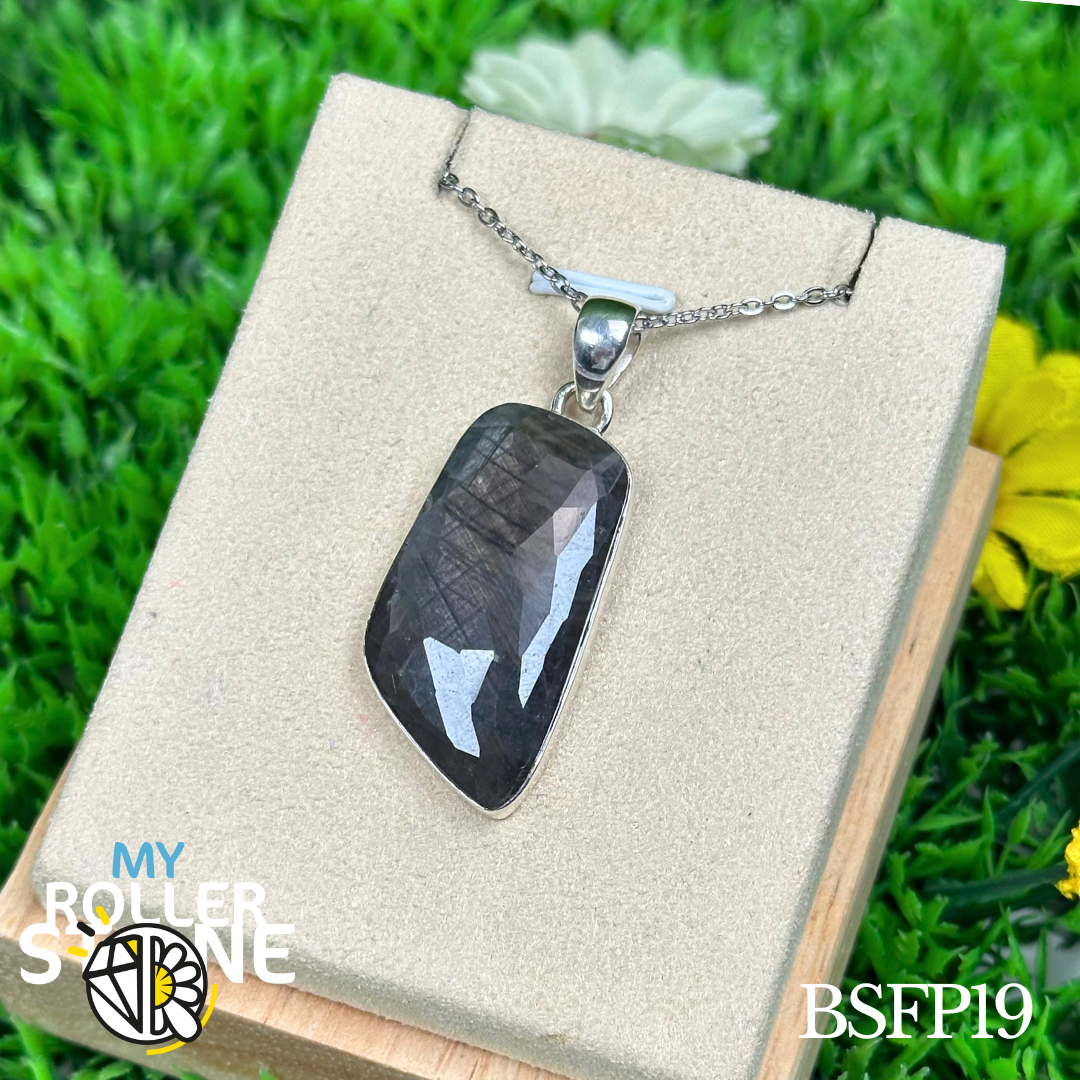 Pendentif en argent Saphir