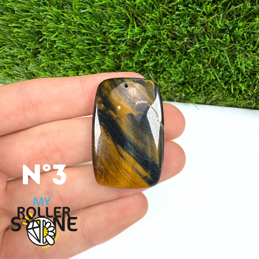 Pendentif Oeil de Faucon Percé 5A