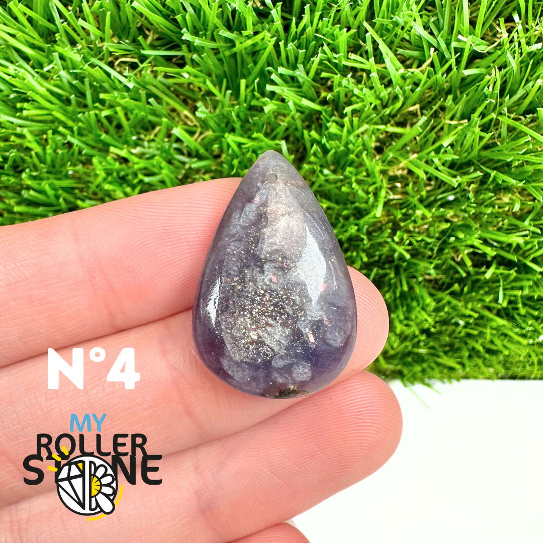 Pendentif Percé Iolite et Pierre de Soleil 5A