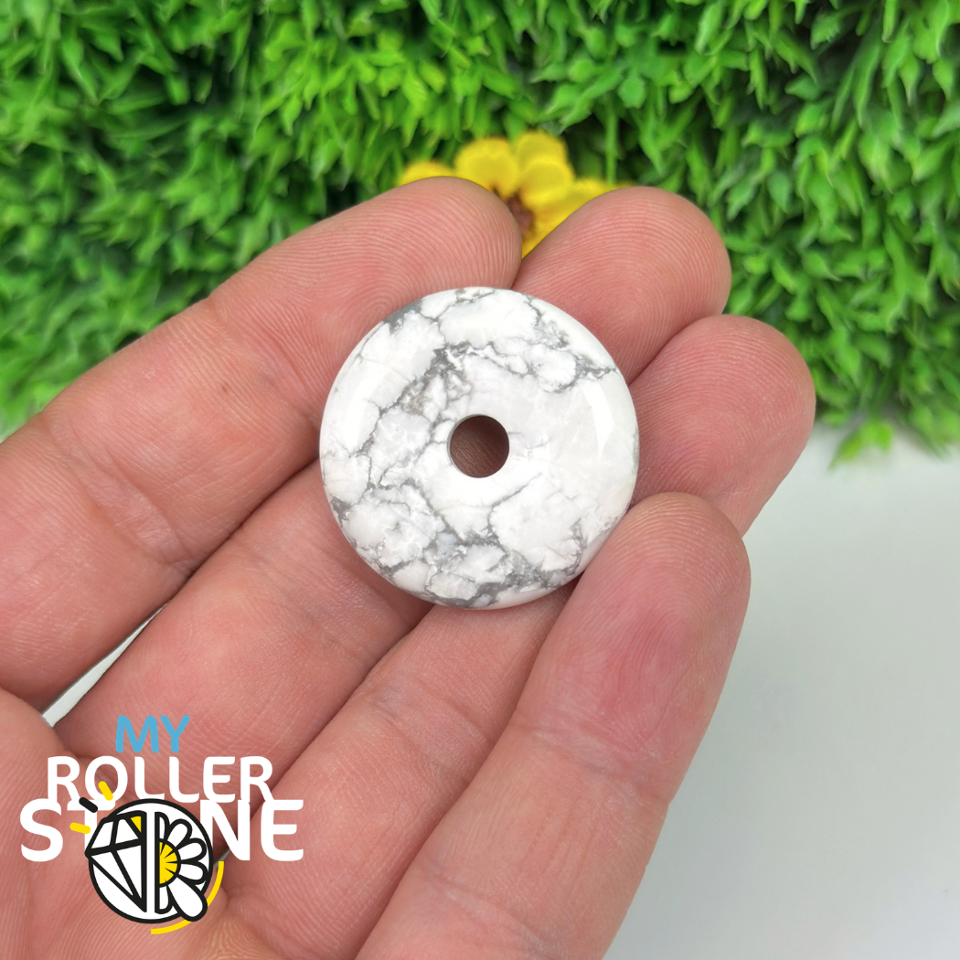 Donuts Howlite