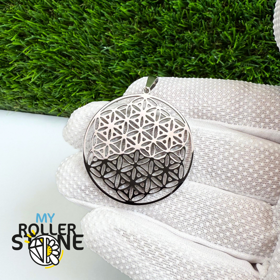 Pendentif fleur de vie acier inoxydable argenté