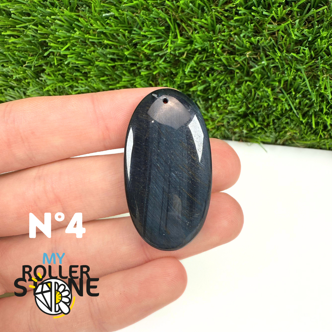 Pendentif Oeil de Faucon Percé 5A