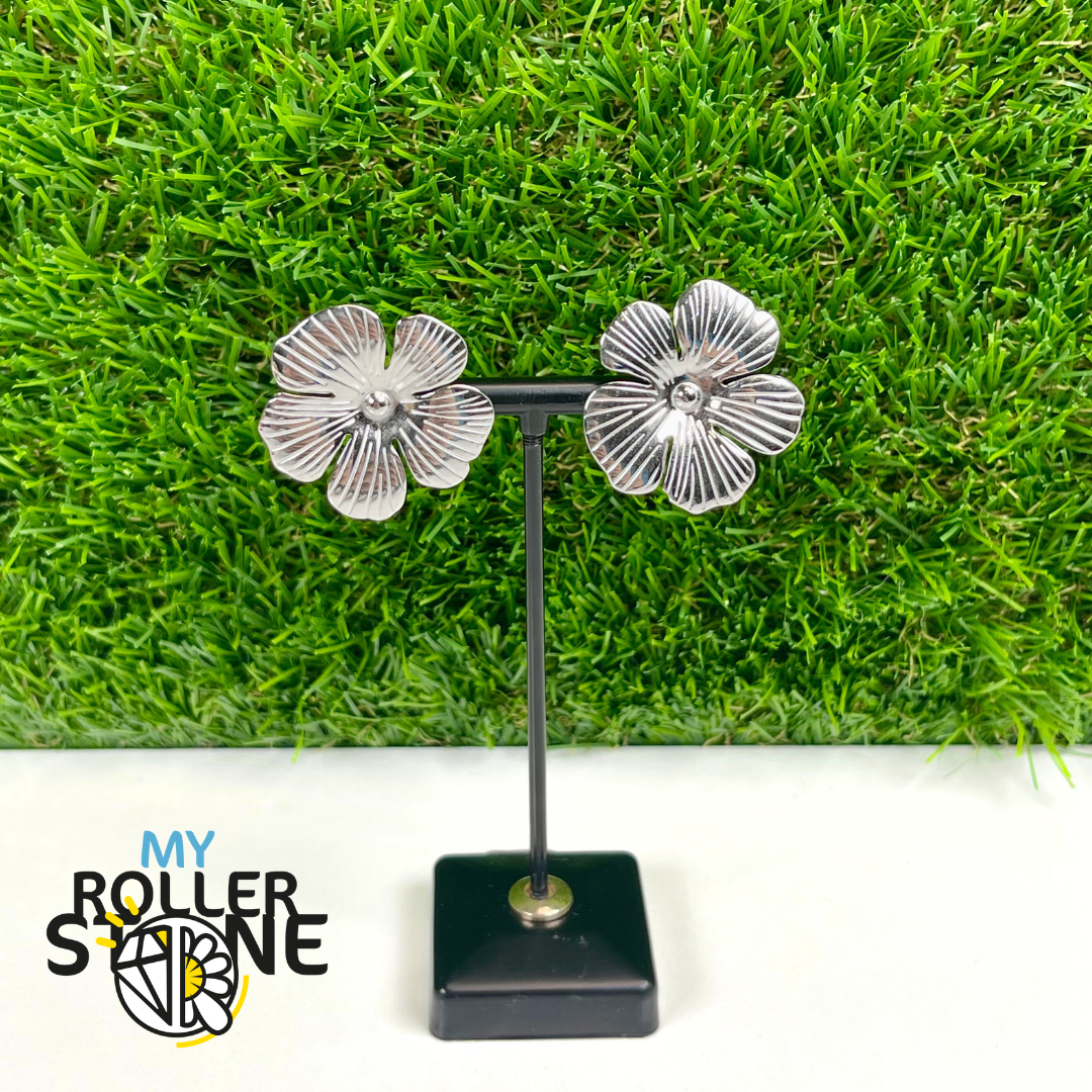 Boucles d'oreilles puces Fleur en acier inoxydable