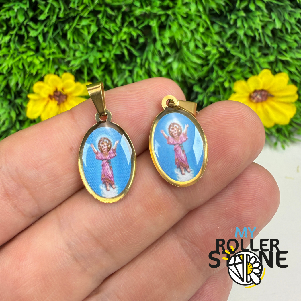 Pendentif l'Enfant Jésus, doré ovale en acier inoxydable
