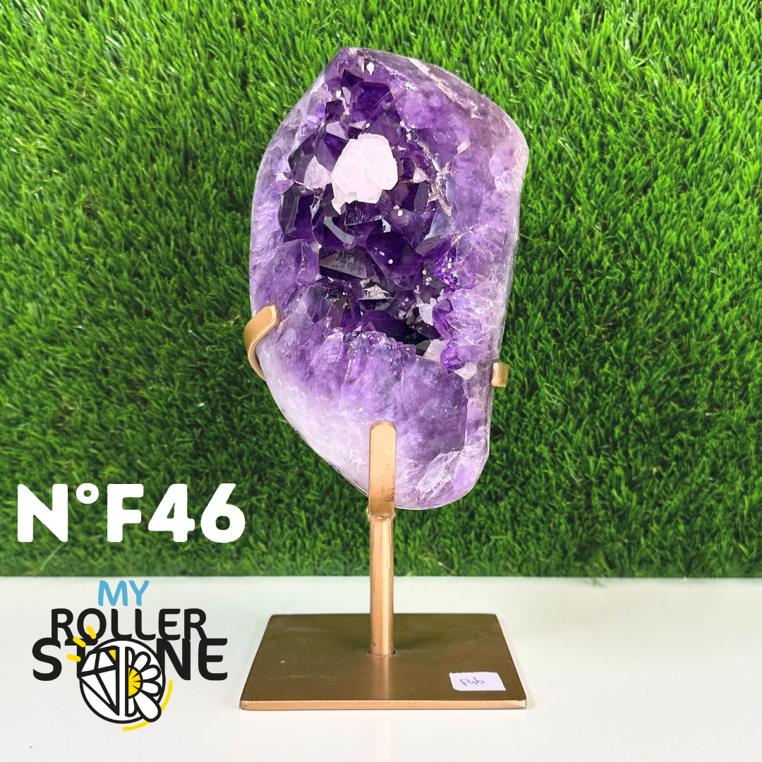 Géode Améthyste sur support métal #F46