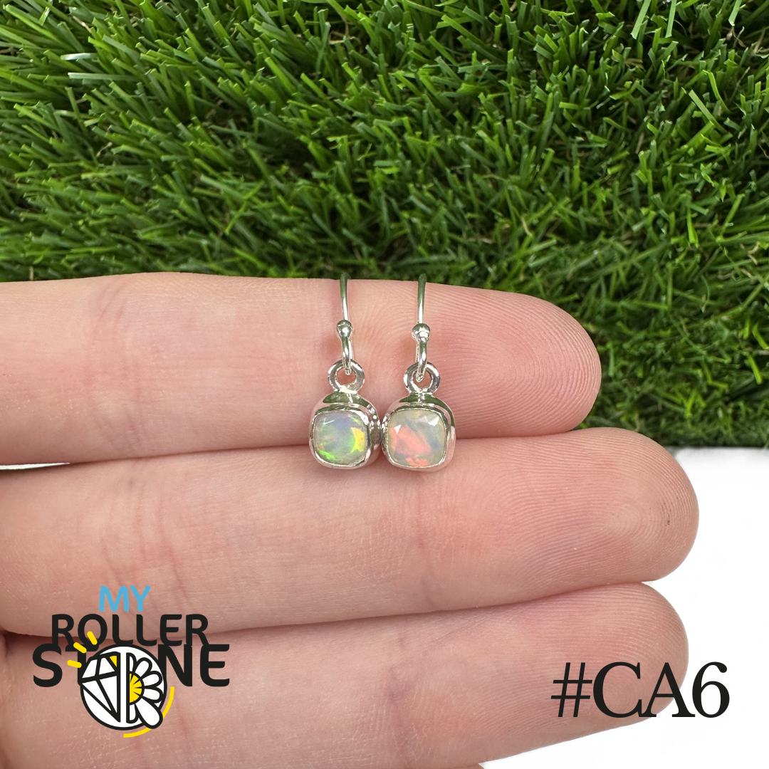 Boucles d'oreilles Opale Éthiopienne Carré Rebord 7X7 MM En Argent 925