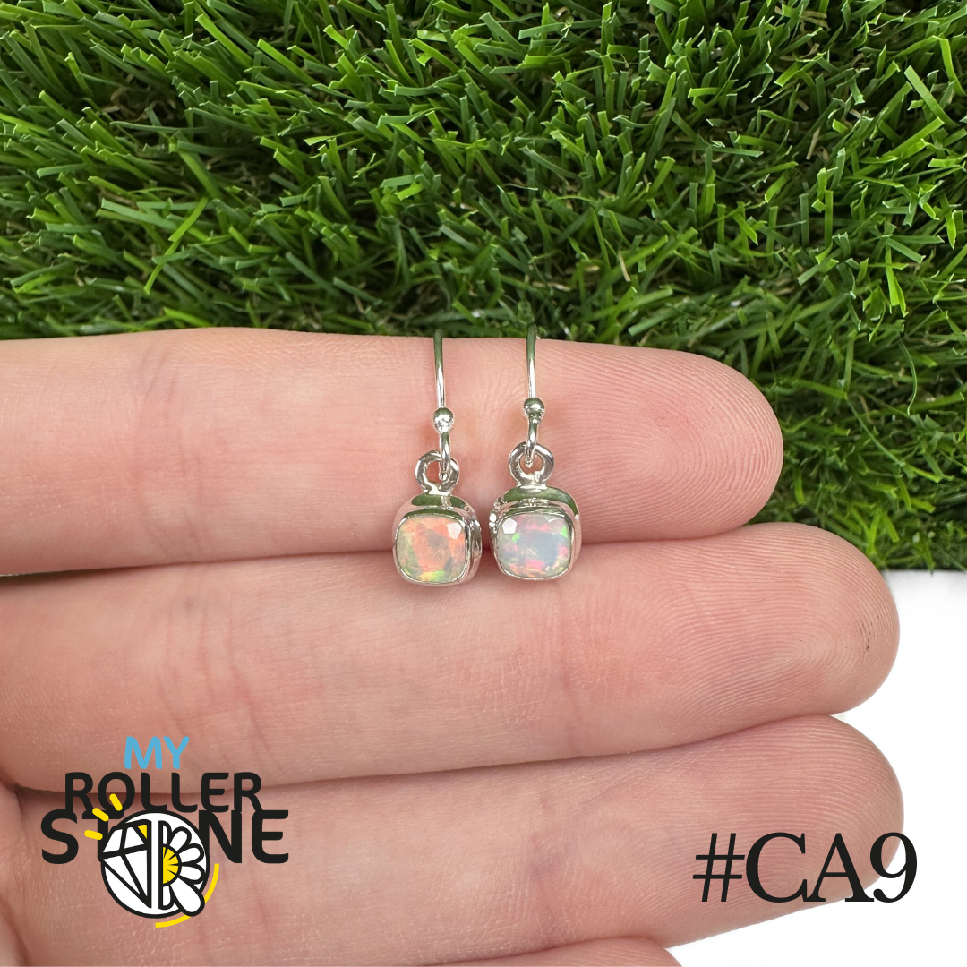 Boucles d'oreilles Opale Éthiopienne Carré Rebord 7X7 MM En Argent 925