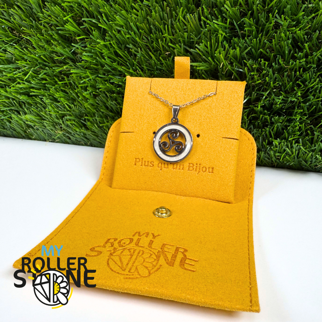 Pendentif rond Triskèle Nacre et acier inoxydable Argenté