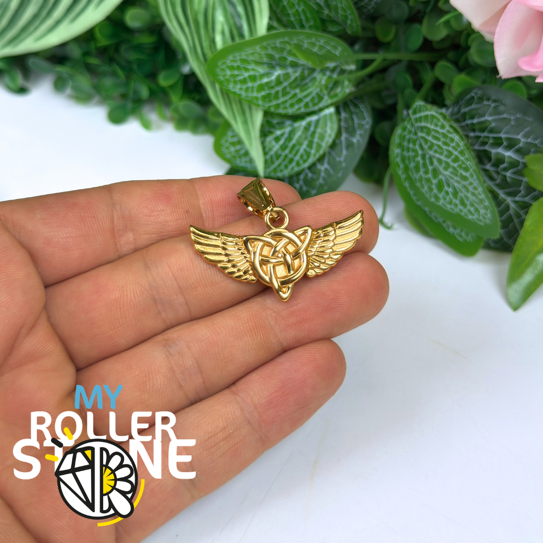 Pendentif nœud de la Trinité Ailé doré