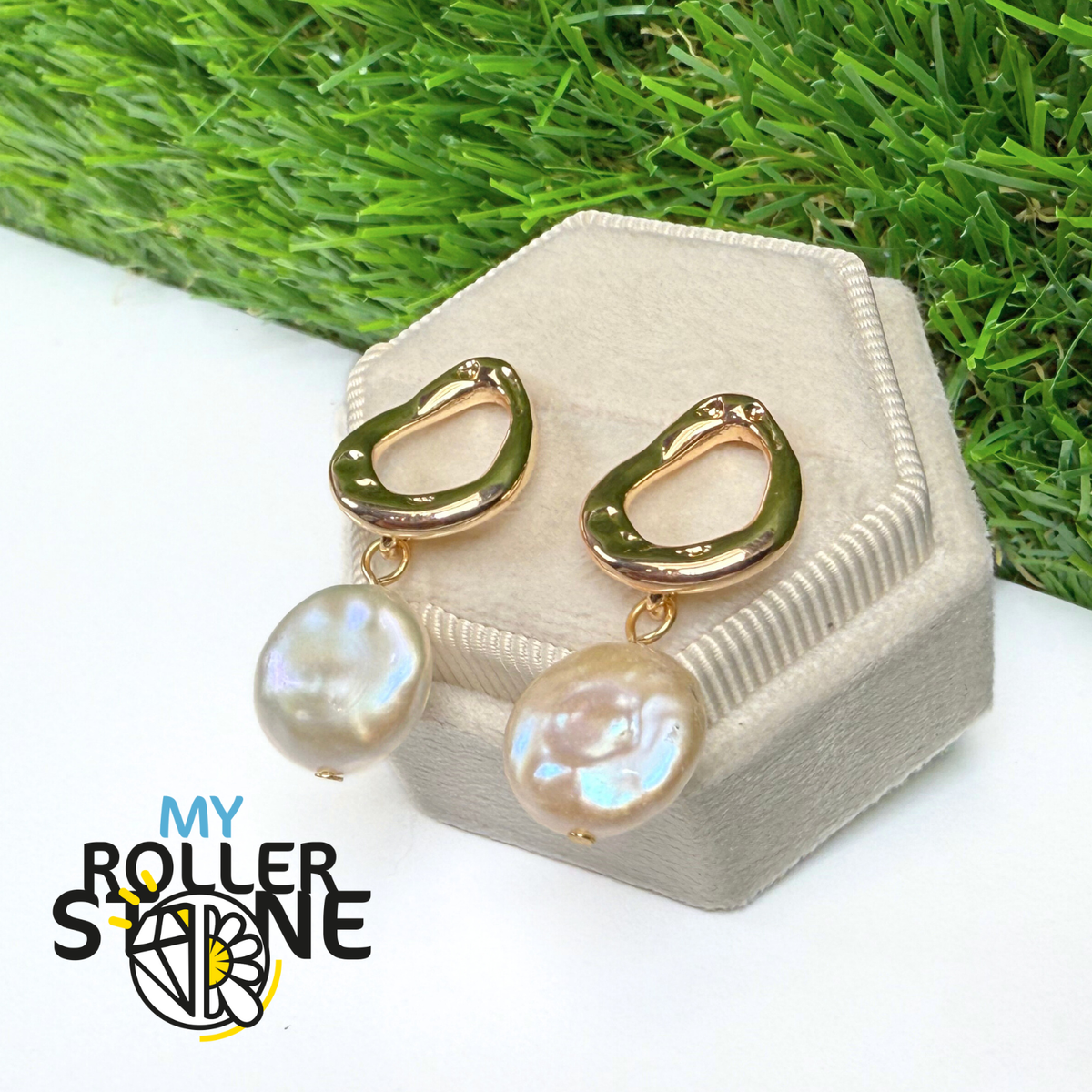 Boucles d'oreilles pendantes à grandes perles plates