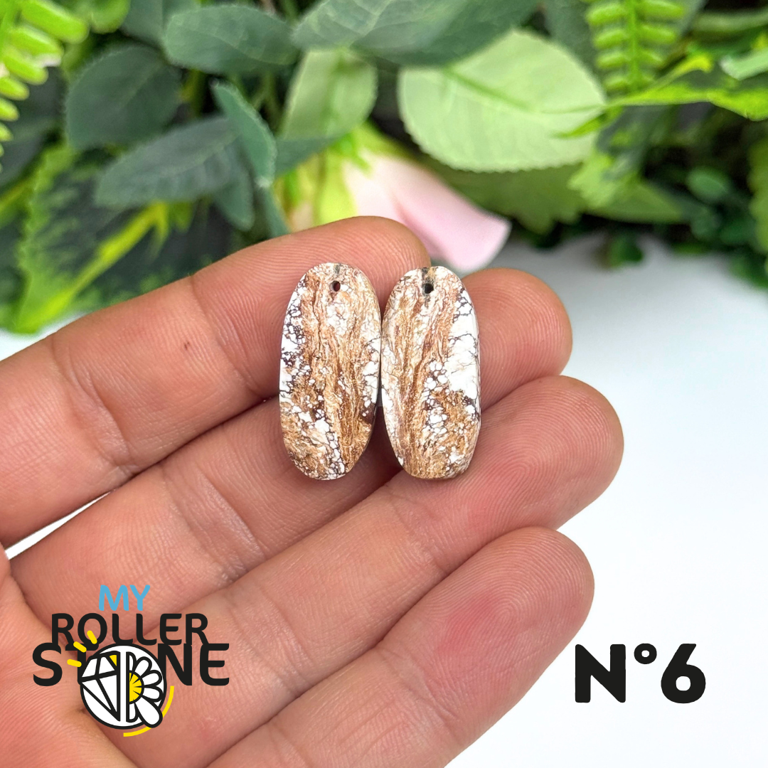 Paire de Cabochon percé en Magnésite Cheval Sauvage pour Boucles d'oreilles