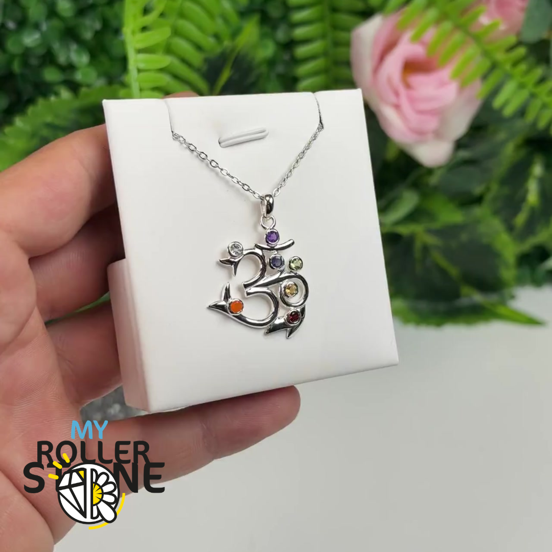 Pendentif AUM (OM) 7 Chakras en Argent 925 et Pierres Naturelles Facettées