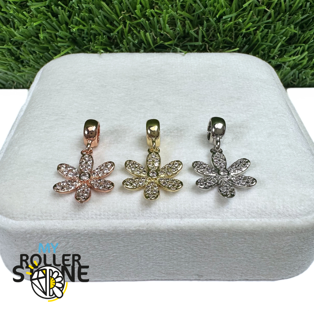 Pendentif Fleurs en Laiton Serti de Micro Pavé de Zirconium (3 Couleurs)