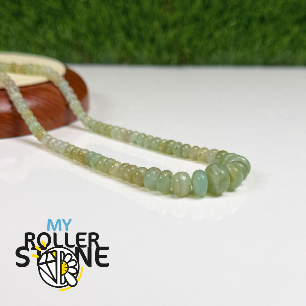Perline rotonde 4,5 mm - imitazione gemma di giada - Verde scuro x39cm Perline rotonde 4,5 mm - imitazione gemma di giada - Verde scuro x39cm