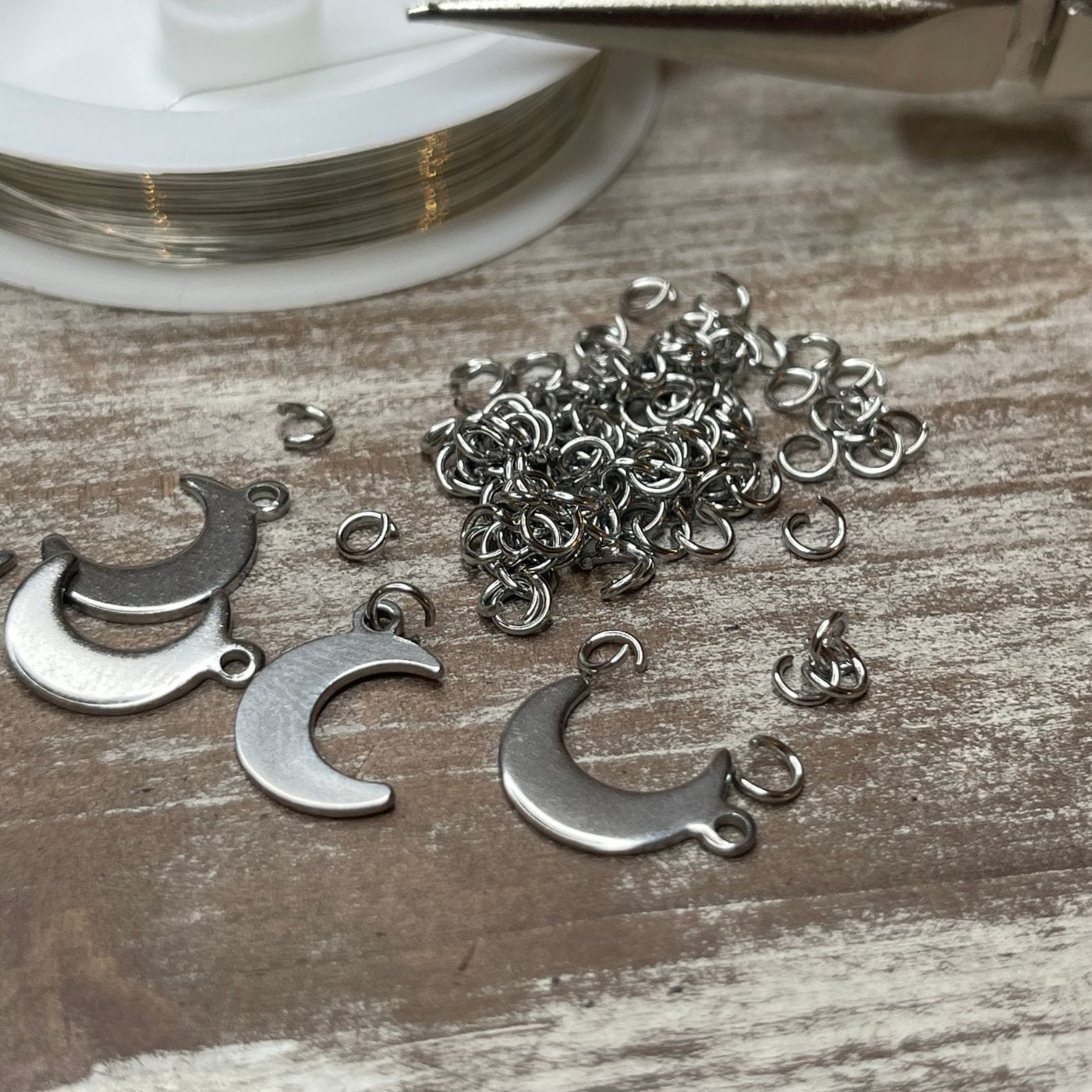 Anneau Acier Inoxydable Ouvert Argenté (3, 4, 6 ou 8 MM)