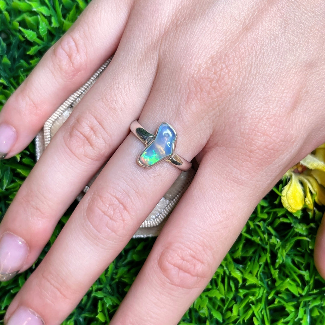 Bague En Argent 925 Avec Opale Naturelle D'Ethiopie 4,60 Carats - Certifiée AGI - Porte-bonheur