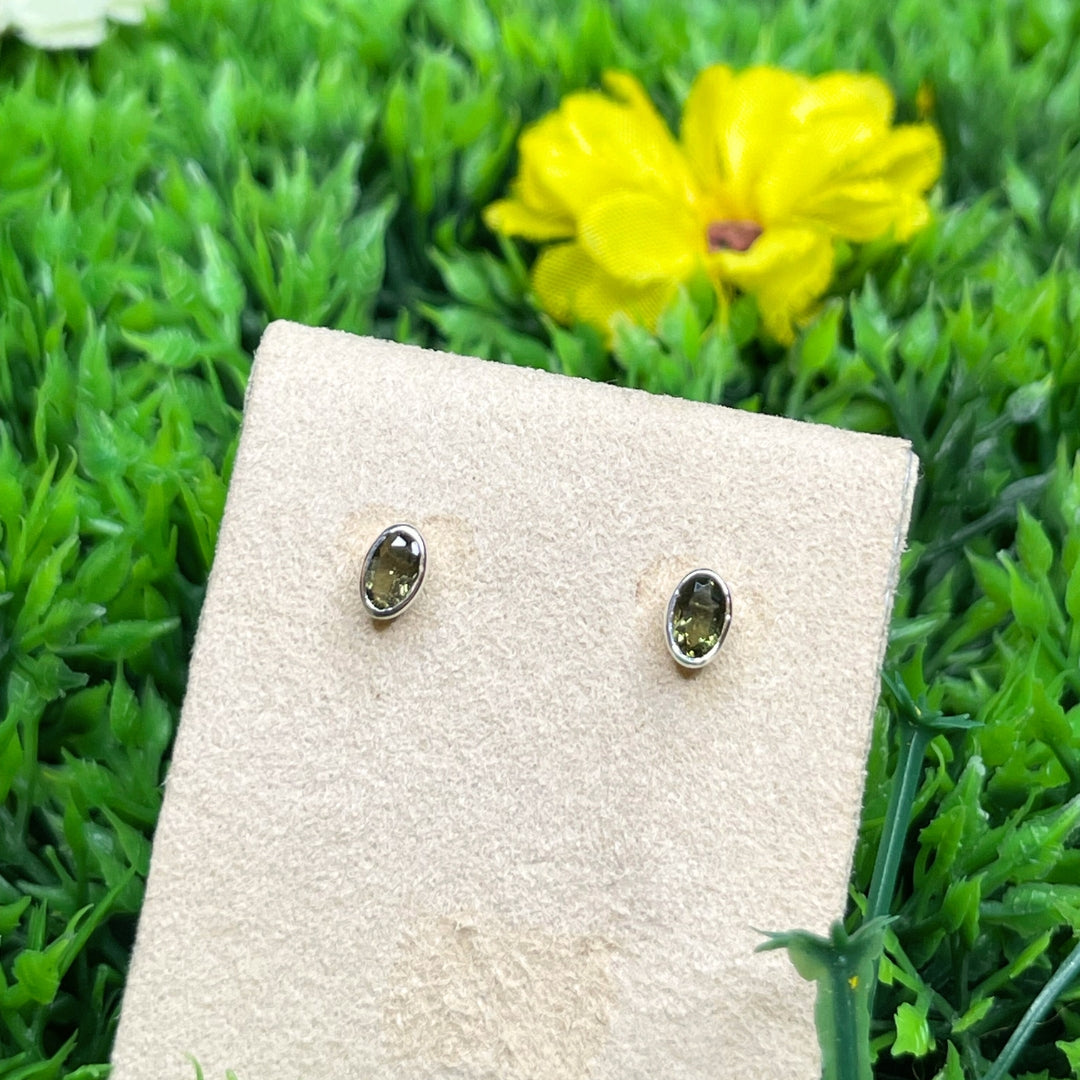 Boucles d&#39;oreilles Moldavite
