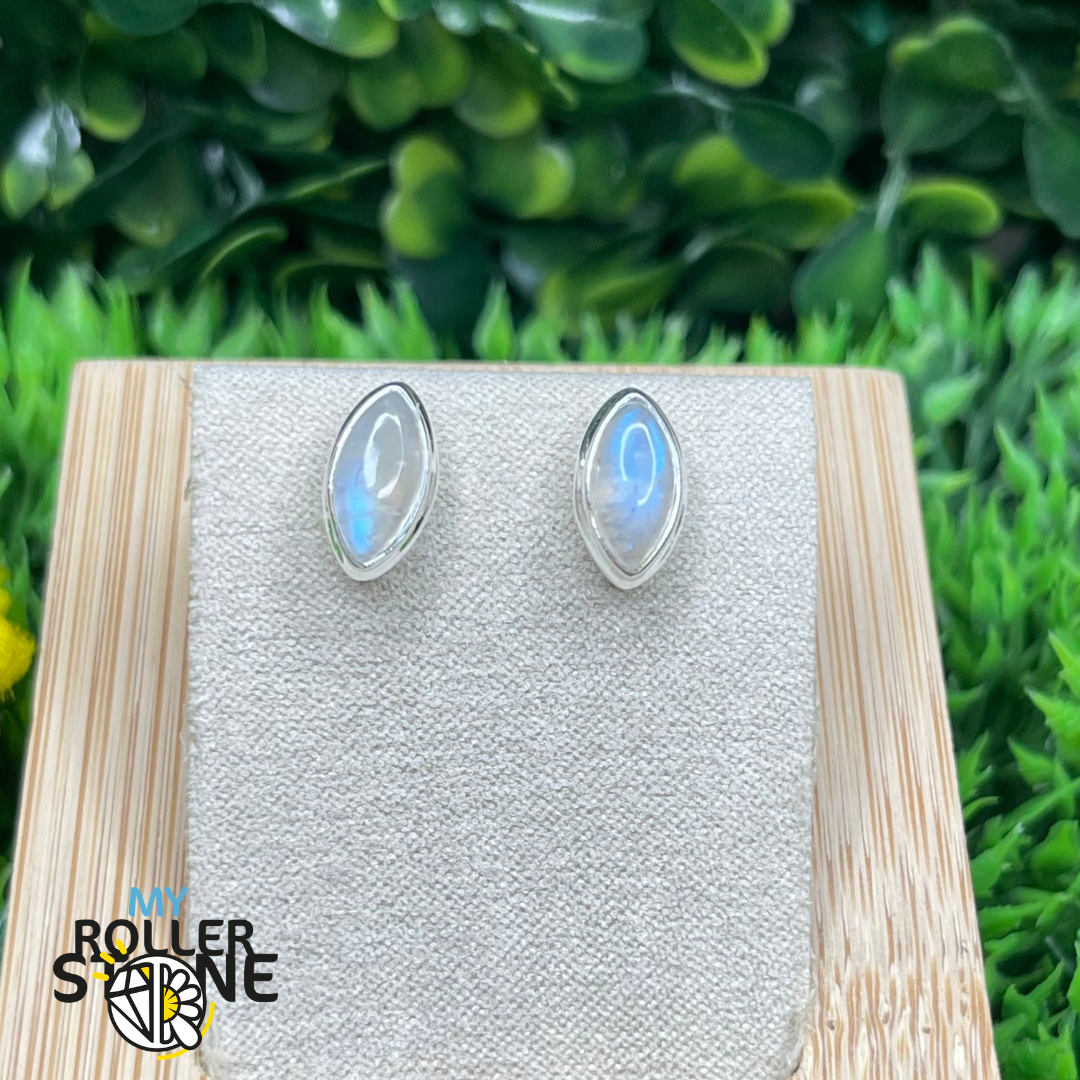 Boucles d’oreilles Pierre de Lune Arc-en-Ciel Marquise 8X4 MM