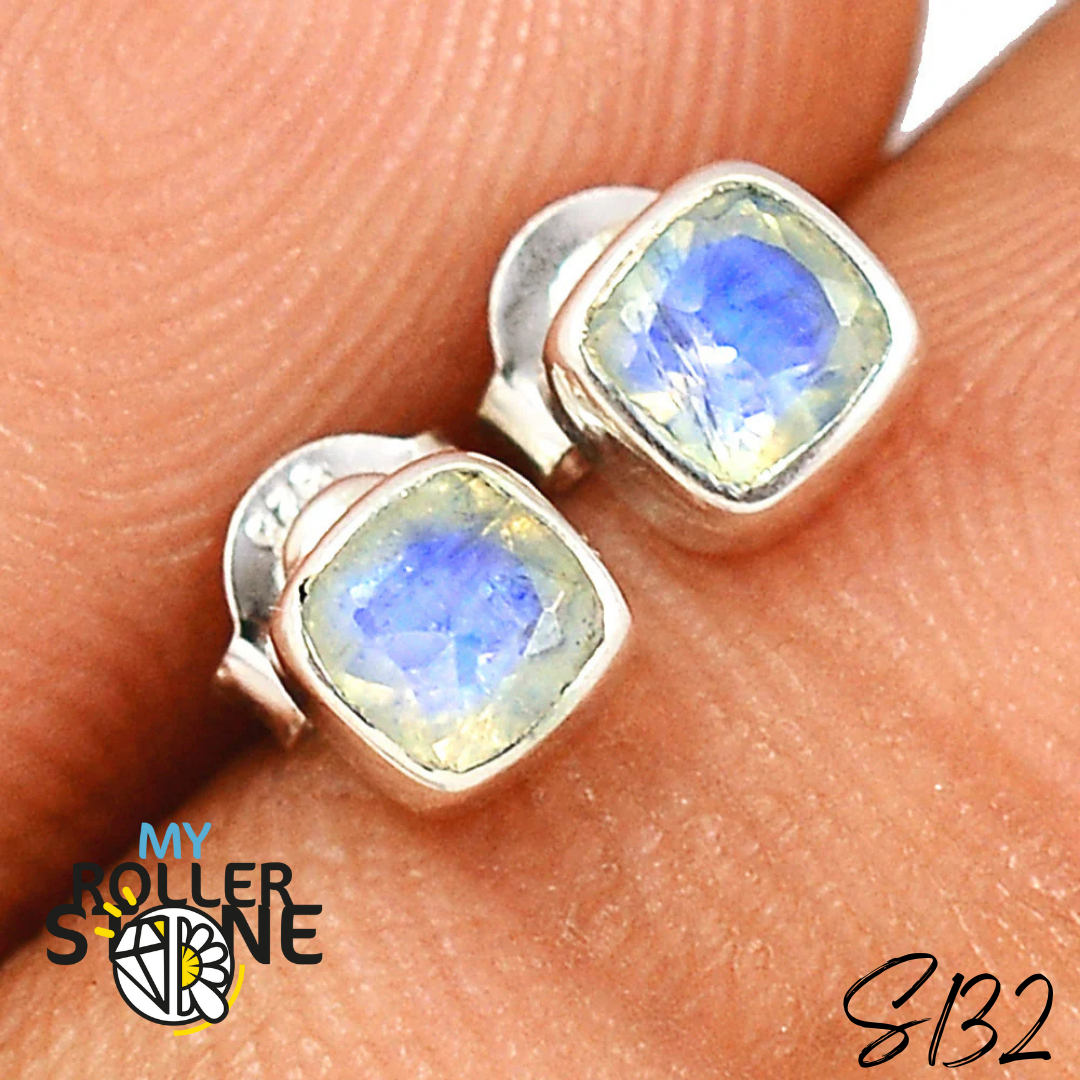 Boucles d’Oreilles Puces Pierre de Lune S132 - Boucles d’oreilles