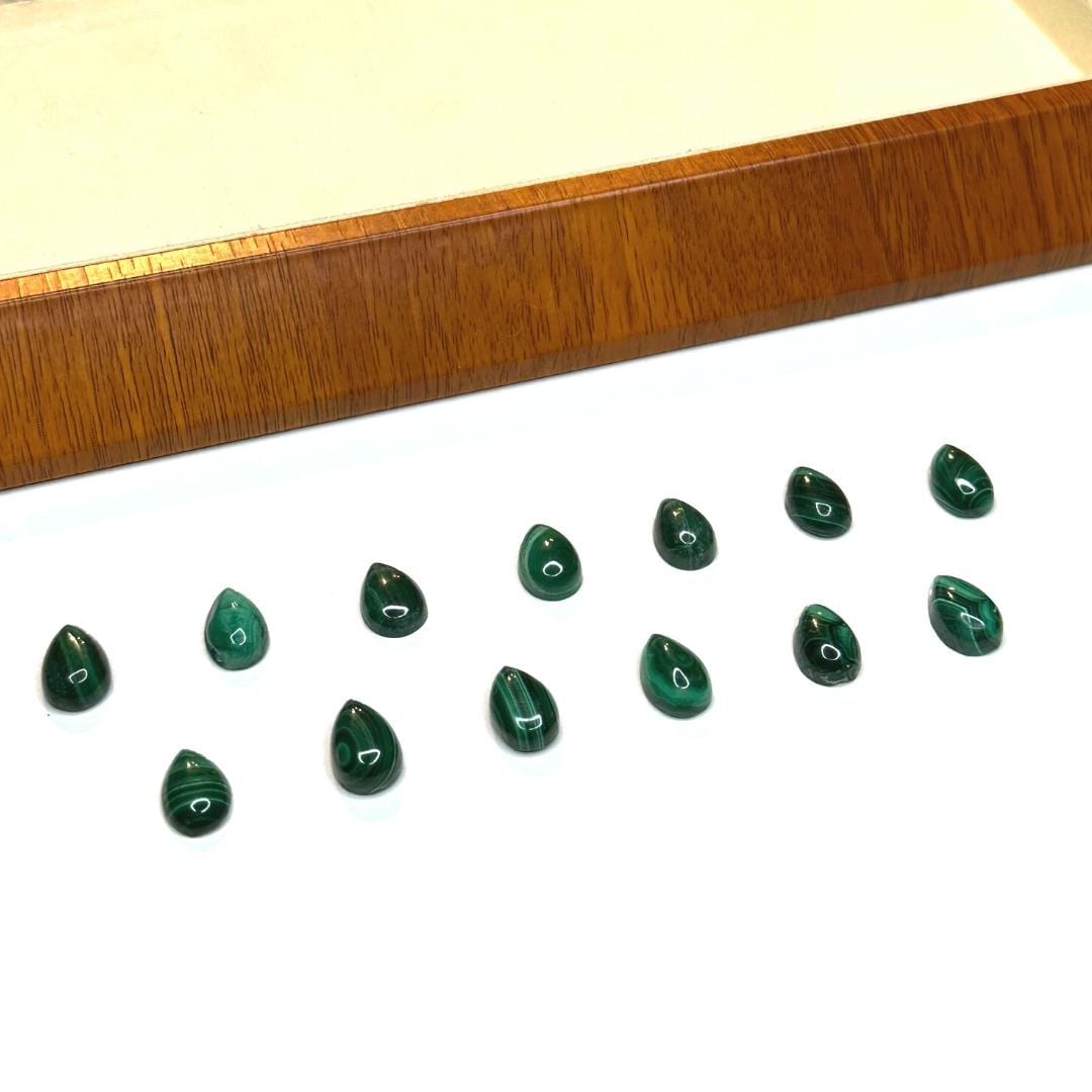 Cabochon Goutte Malachite (Grade A)