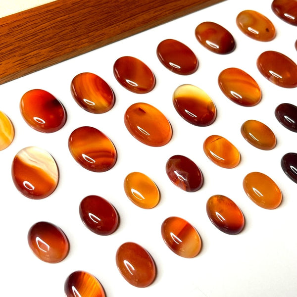 Cabochon ovale en cornaline