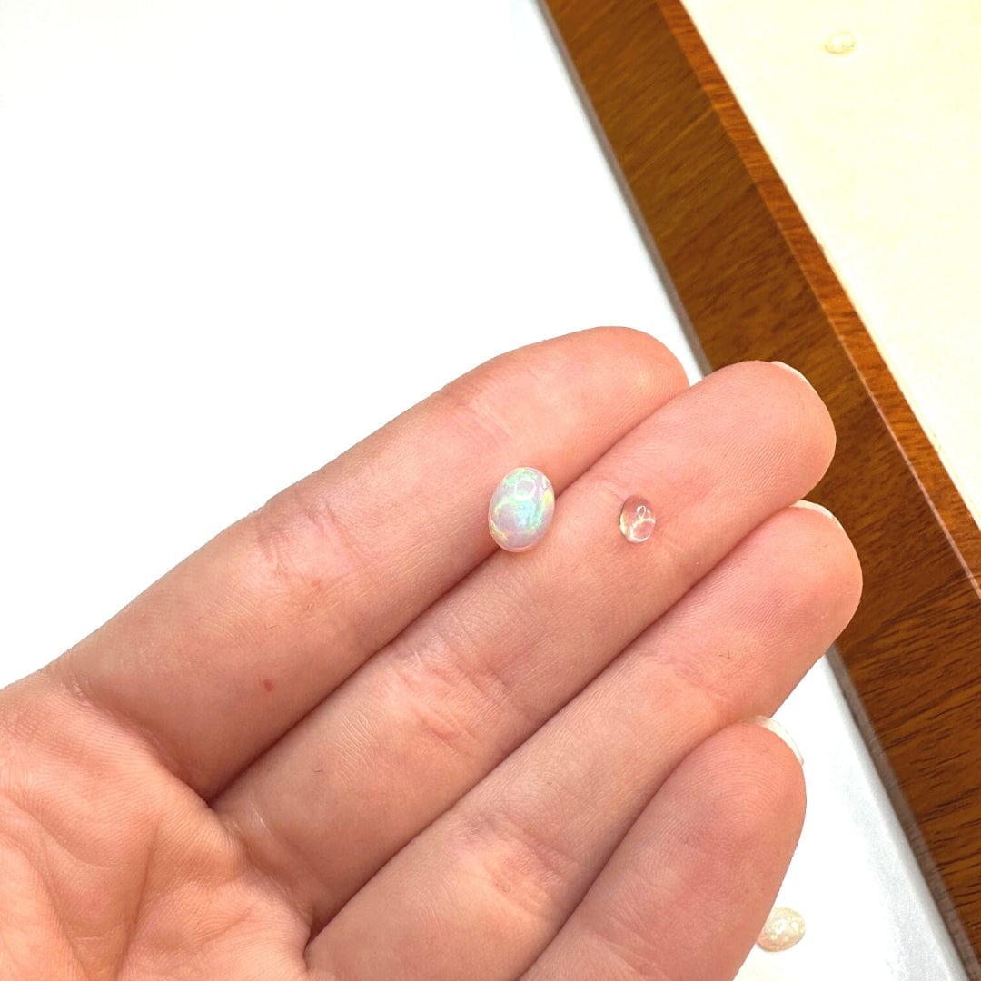 Cabochon Ovale Opale Ethiopienne (Grade A)