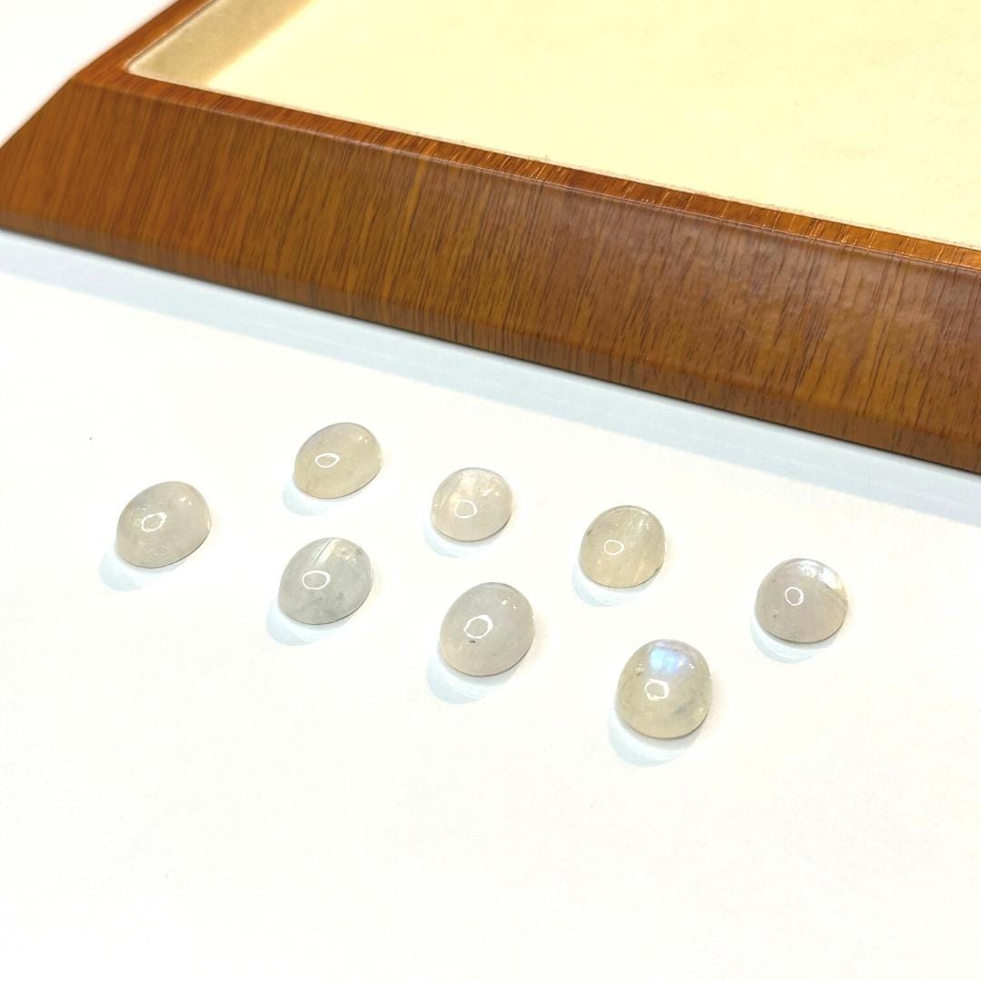 Cabochon Ovale Pierre de Lune Arc-en-ciel (Grade A)