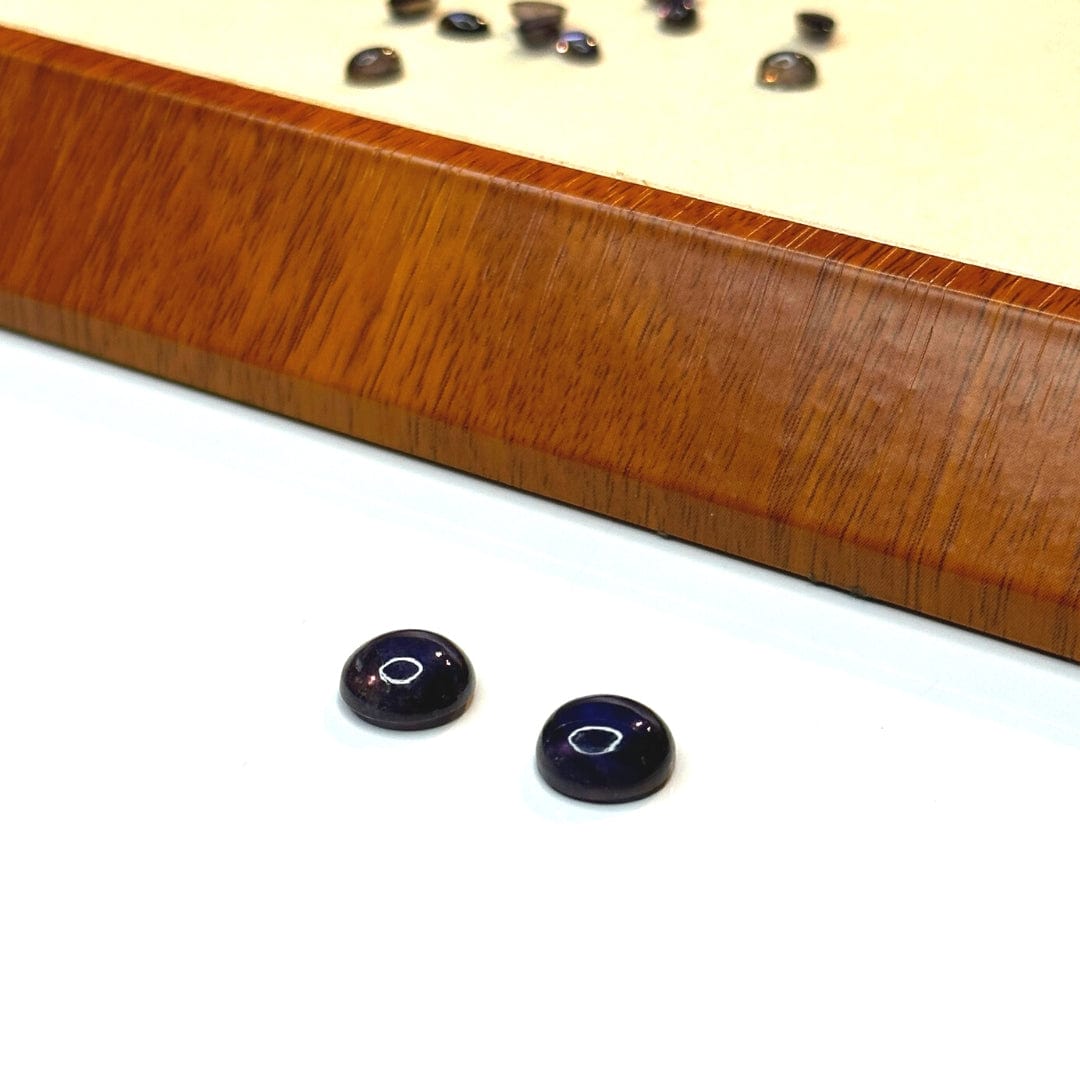 Cabochon Rond Iolite (Grade AA)
