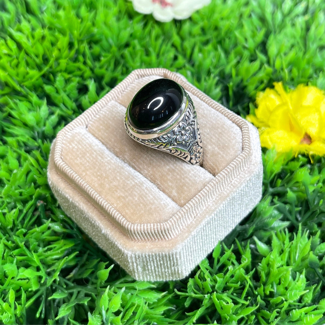 Chevalière Argent Onyx Noir Fleurie - Main Image