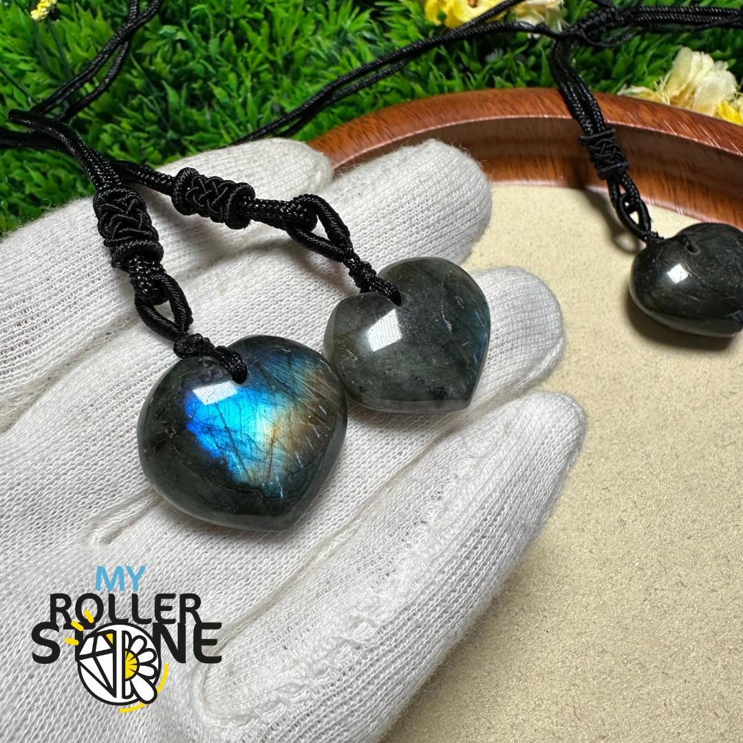 Collier coeur Labradorite cordon réglable