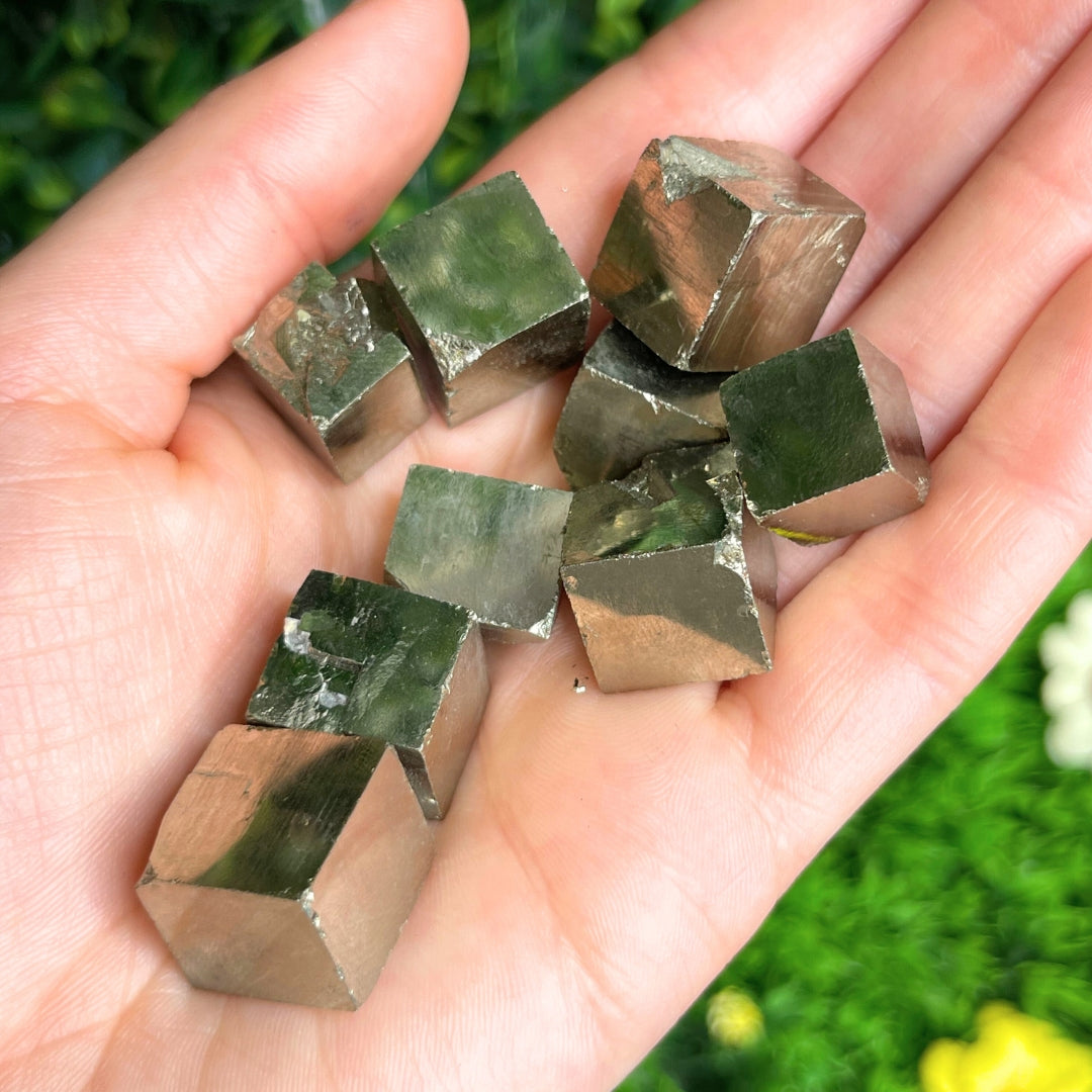Cube Brut De Pyrite - Environ 2 Cm De Côté, Pierre Naturelle, Neuf Avec étiquettes (Phoenix Import)