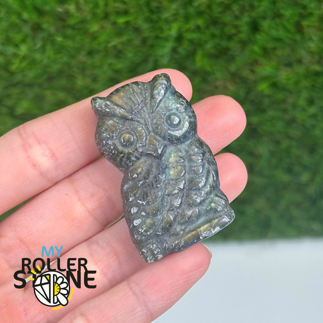 Figurine hibou en labradorite