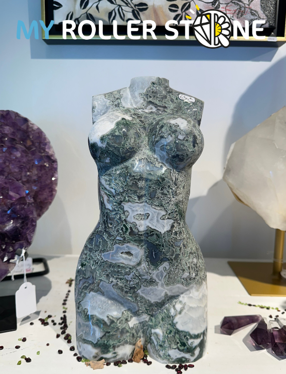 Grande Sculpture Buste Femme Pierre