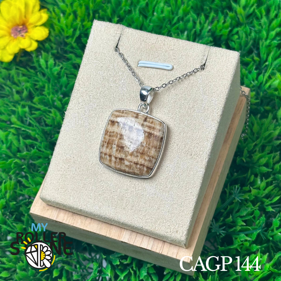 Pendentif En Aragonite Zonée De 38 Carats - Pierre Naturelle Du Pérou, Cabochon Poli - Reflets Uniques