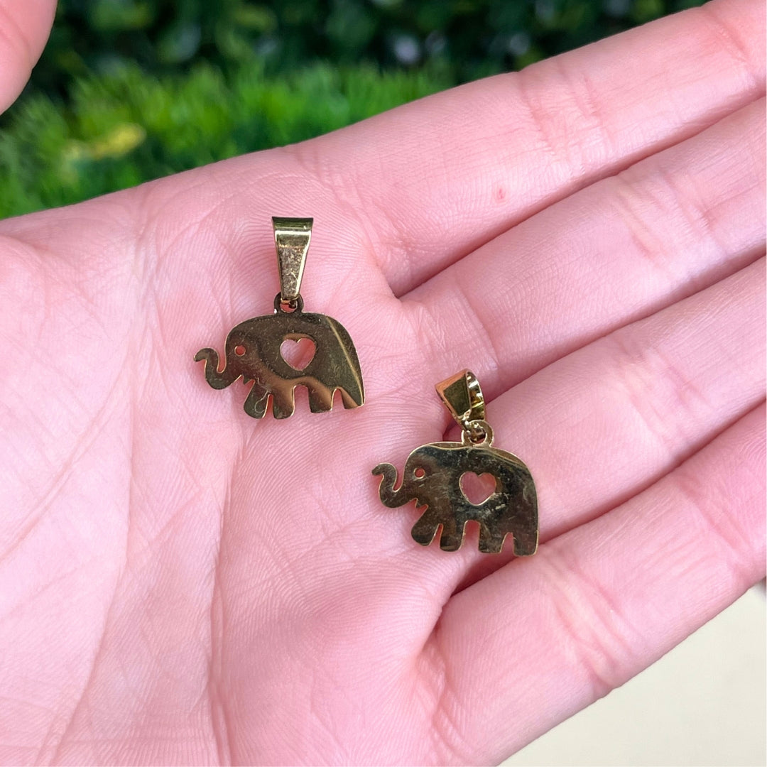 Pendentif Doré Eléphant avec Coeur